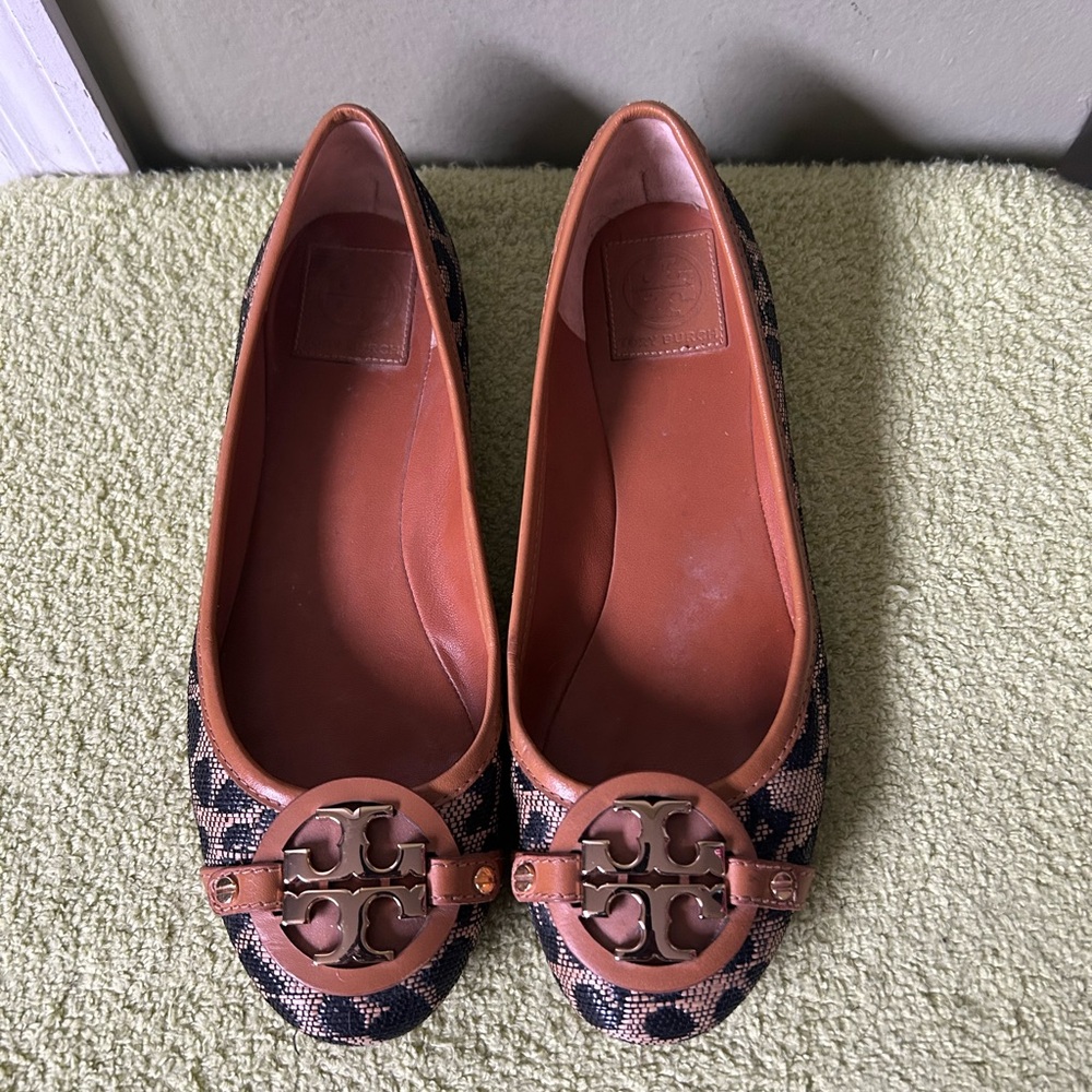 Tory Burch Aaden Ballet Raffia Leather Leopard Print Tan Black Patterned Flats